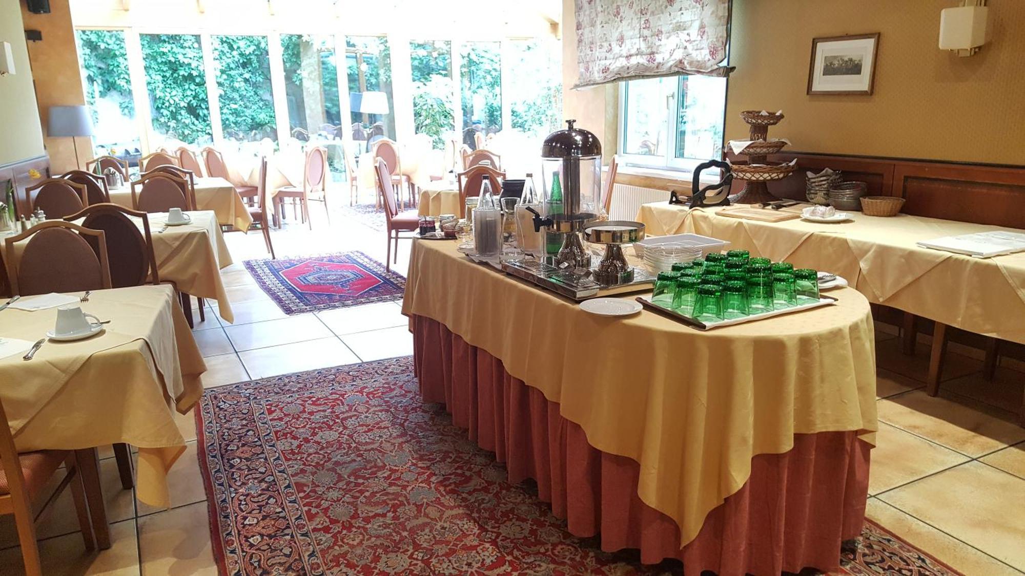 גונטרמסדורף Landhotel Jagdhof מראה חיצוני תמונה