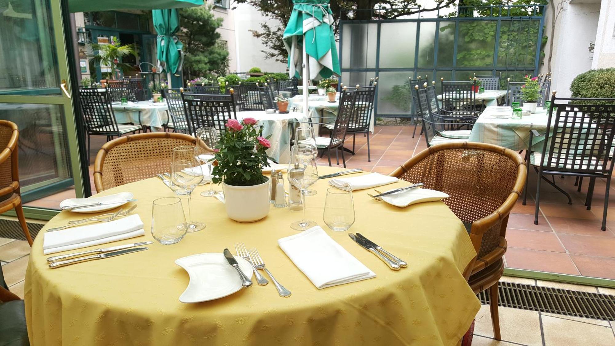 גונטרמסדורף Landhotel Jagdhof מראה חיצוני תמונה