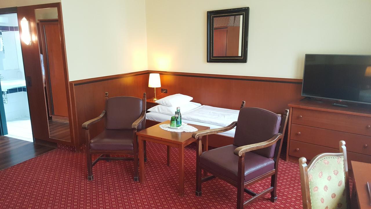 גונטרמסדורף Landhotel Jagdhof מראה חיצוני תמונה